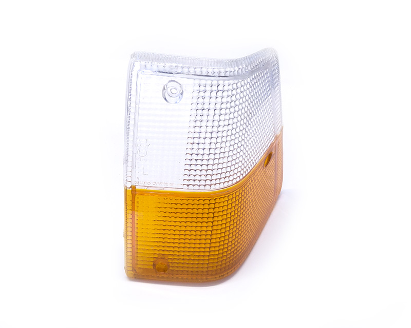 Corner lamp lens Front  left amber - clear lens 240 1981-93