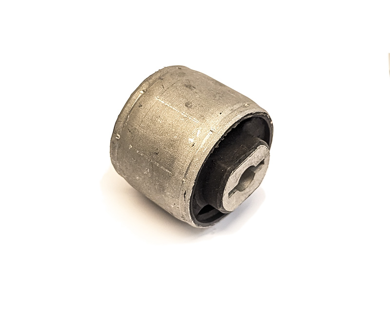 Bushing subframe rear front outer