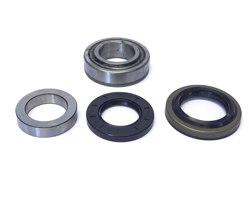 Wheel bearing kit  700/900 not for multilink
