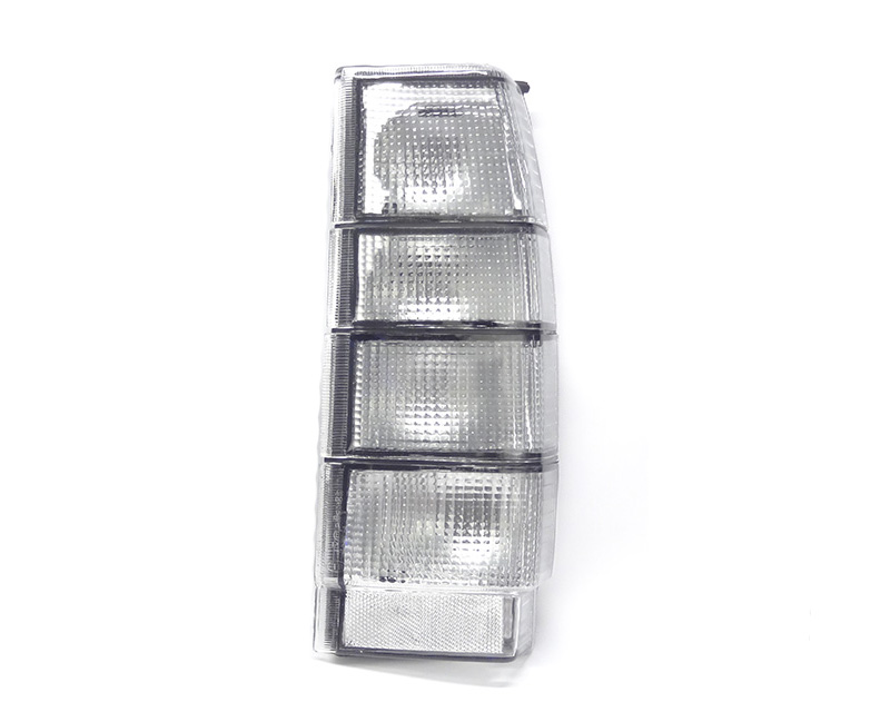 Baklampa Höger - helvit 745/945 