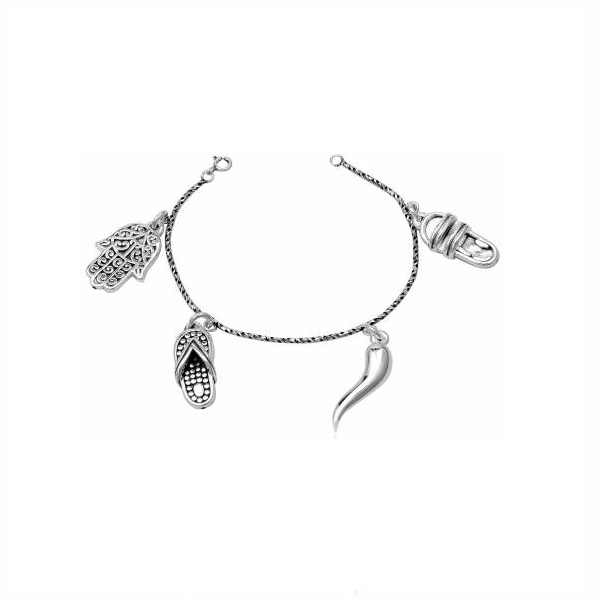 Armband med berlocker