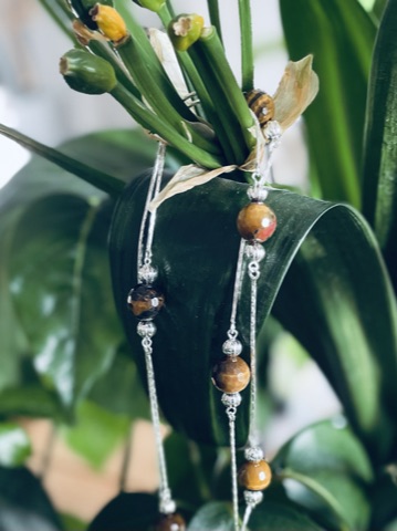 Halsband med pärlor av tigeröga - 6