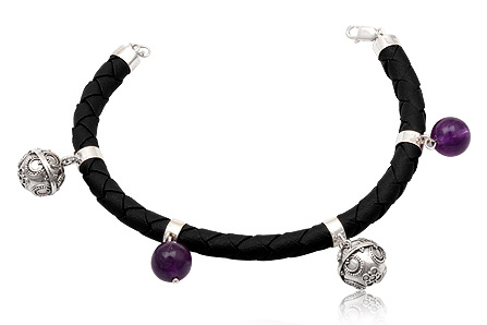 Armband med bjällror och ametister
