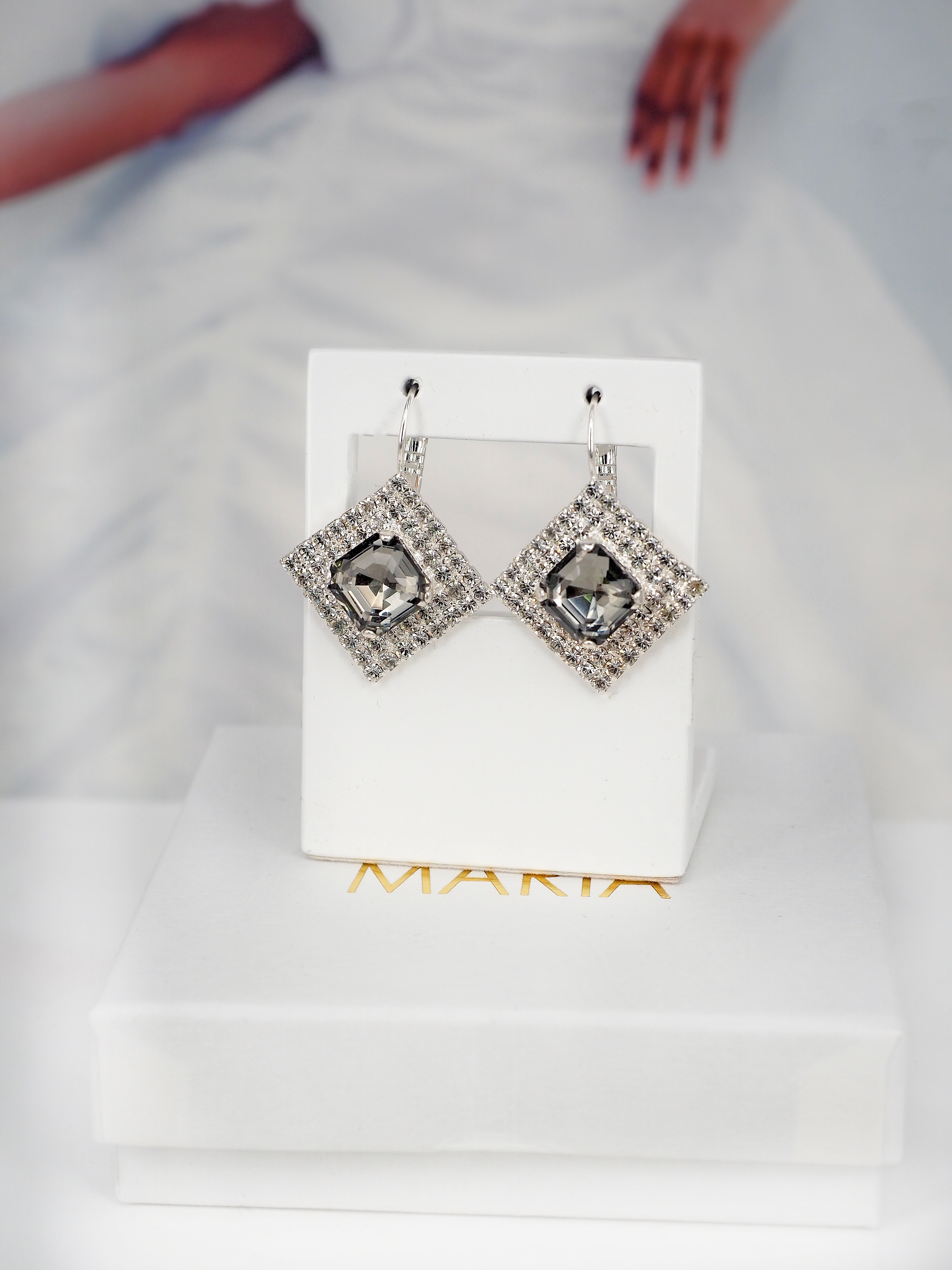 Earring Hazel Blsack Diamond Silver