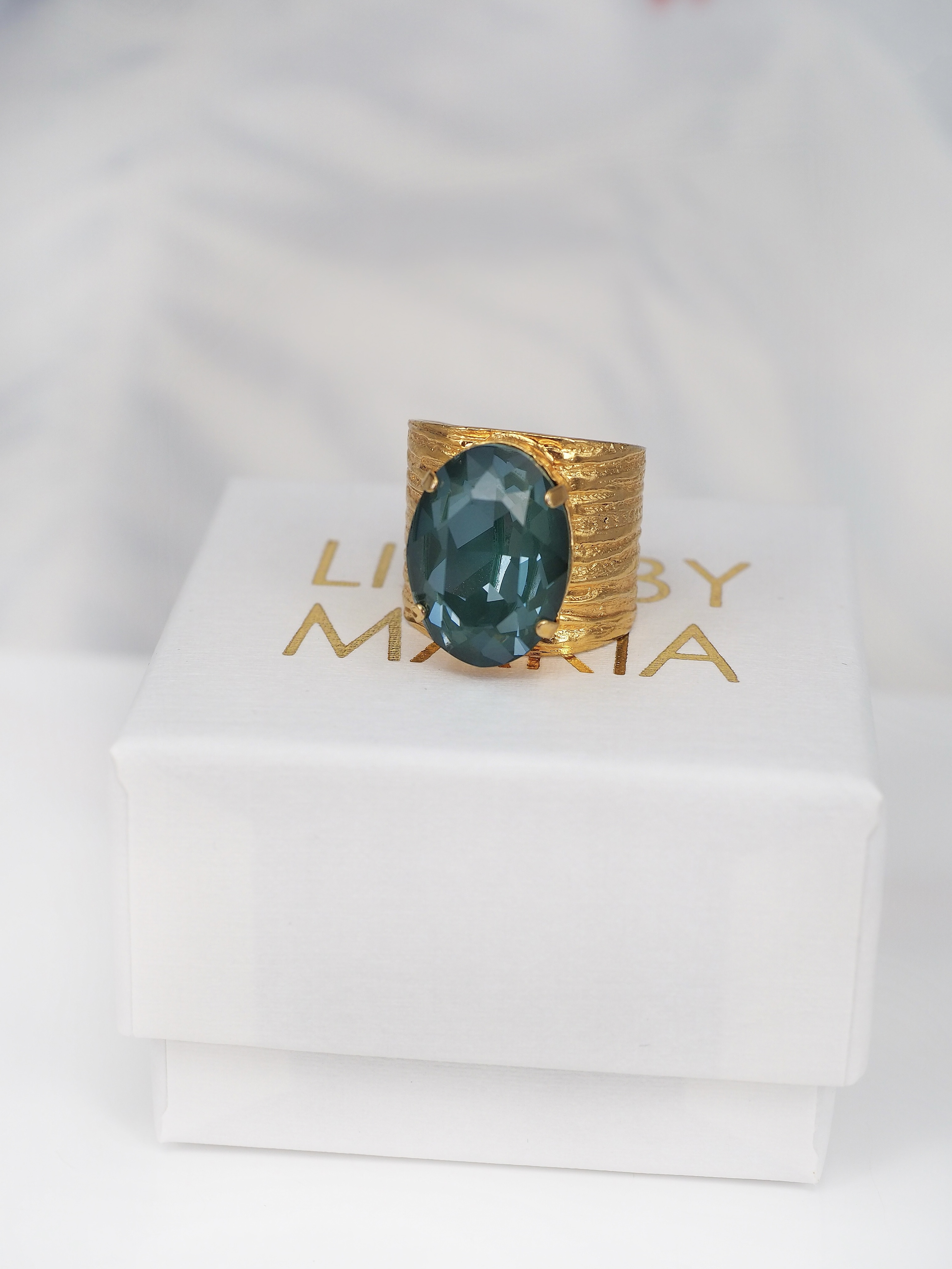 Ring Cleo Pine Green Ignite Gold