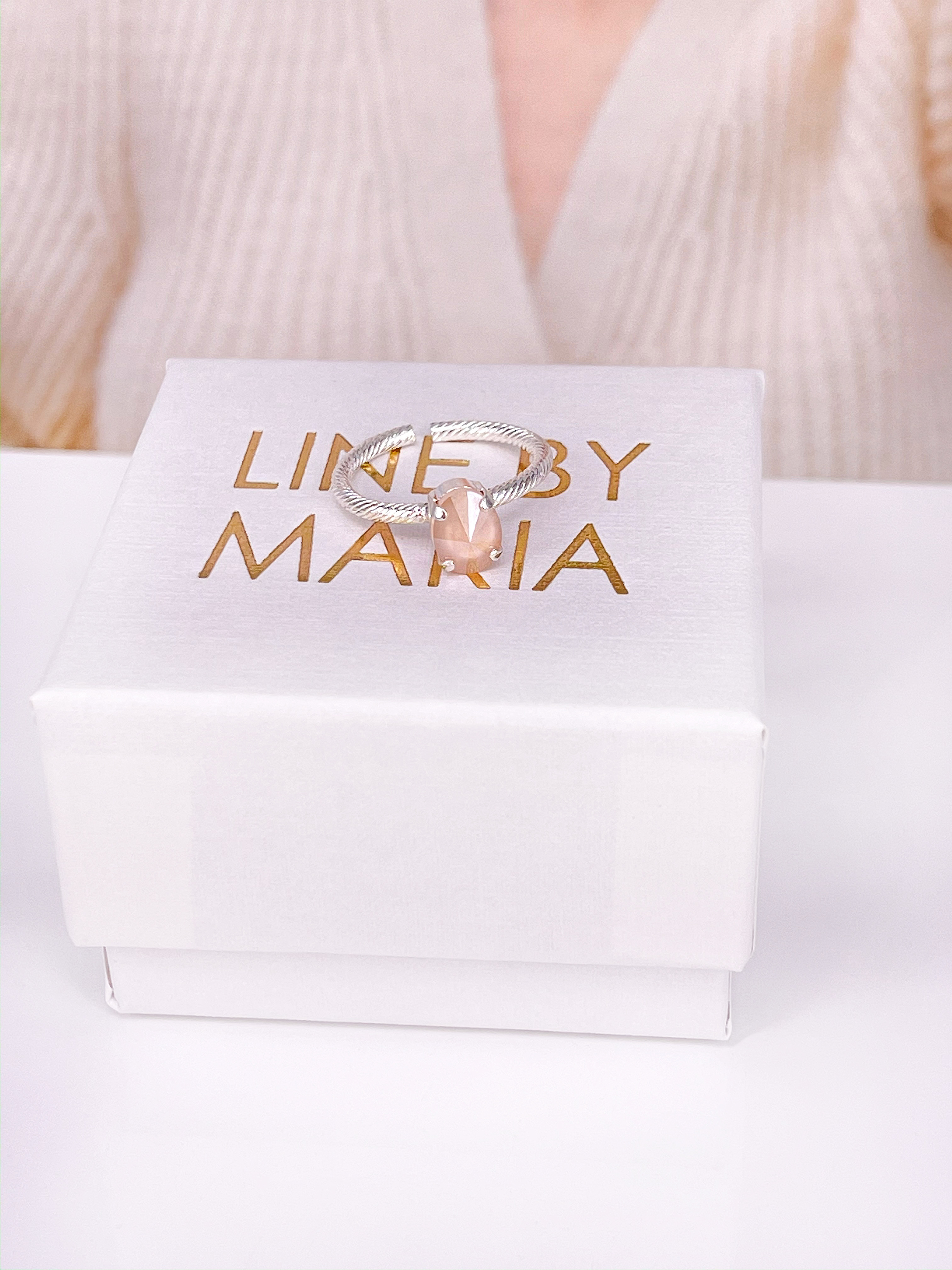 Ring Tess Light Grey DeLite Silver