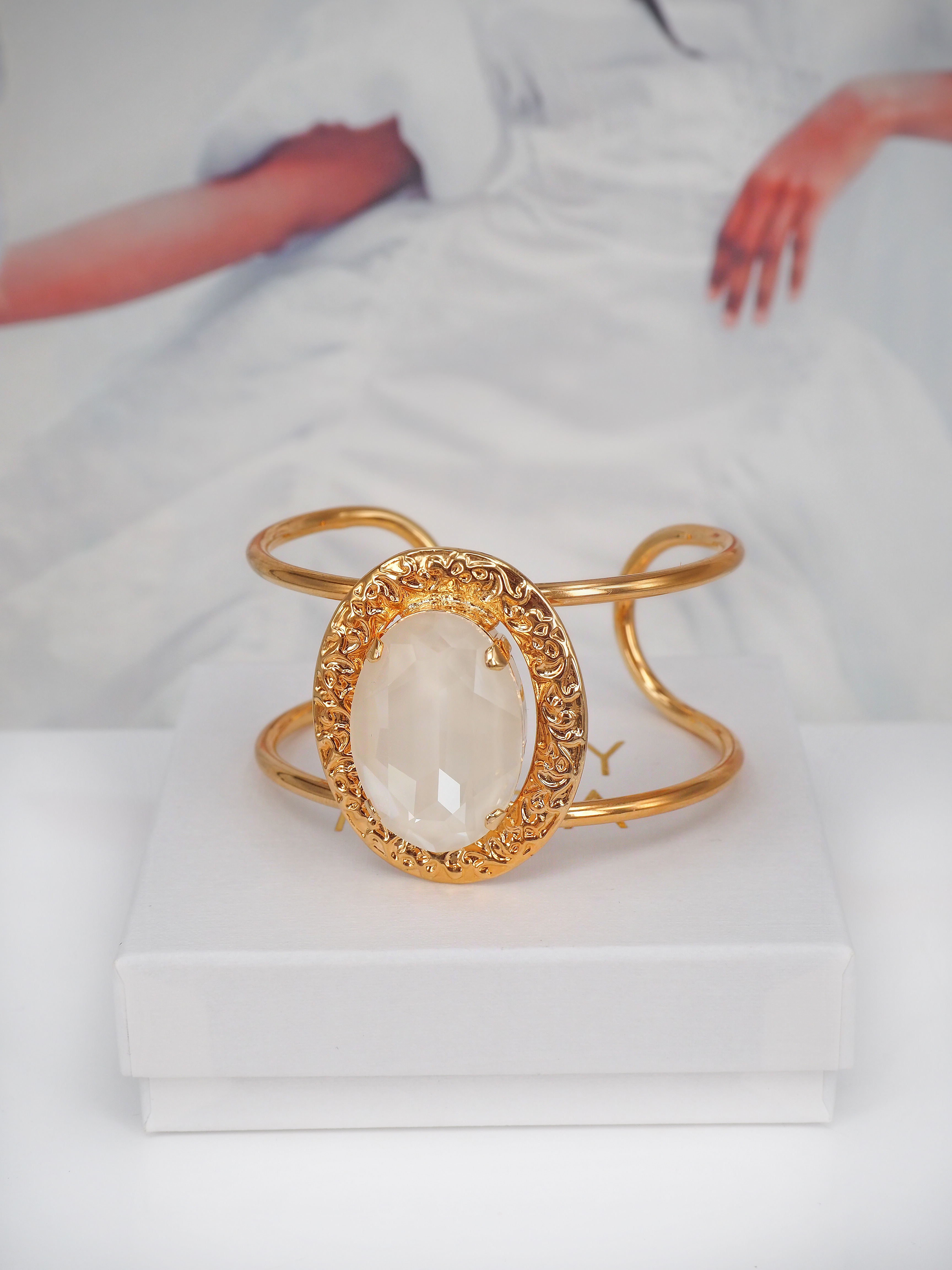 Bracelet Cuff Demi Linen Ignite Gold