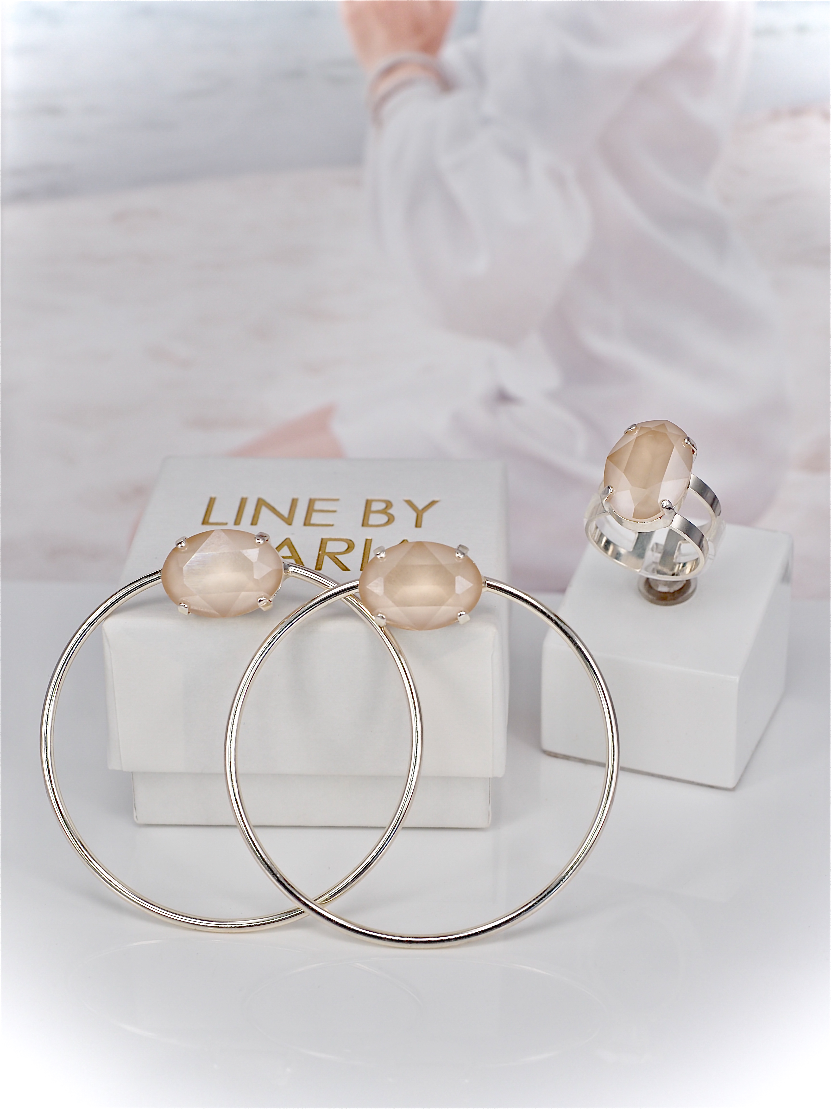 Earrings Michelle Big Hoop Ivory Creme Silver - 2