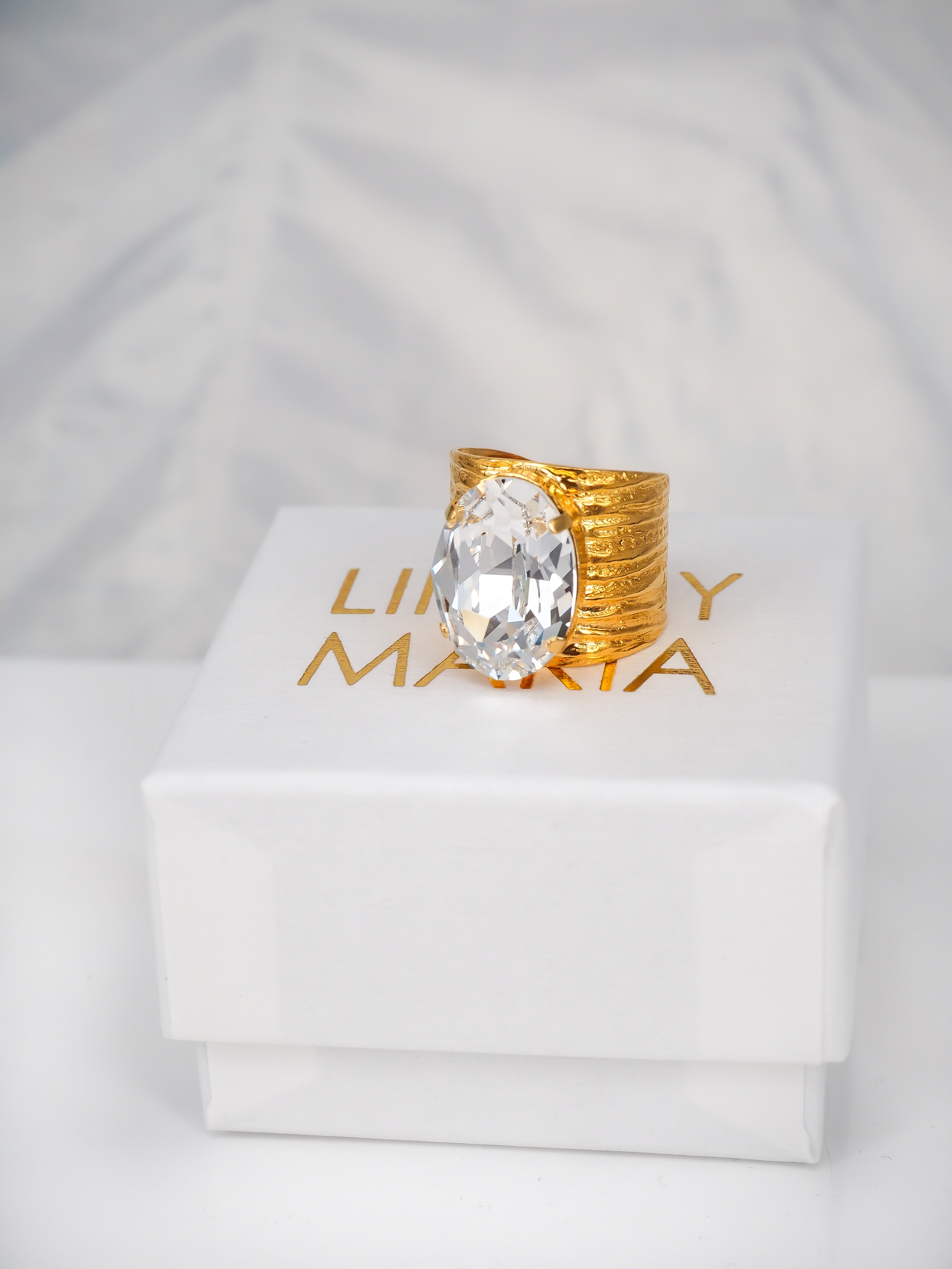 Ring Cleo Clear Crystal Gold
