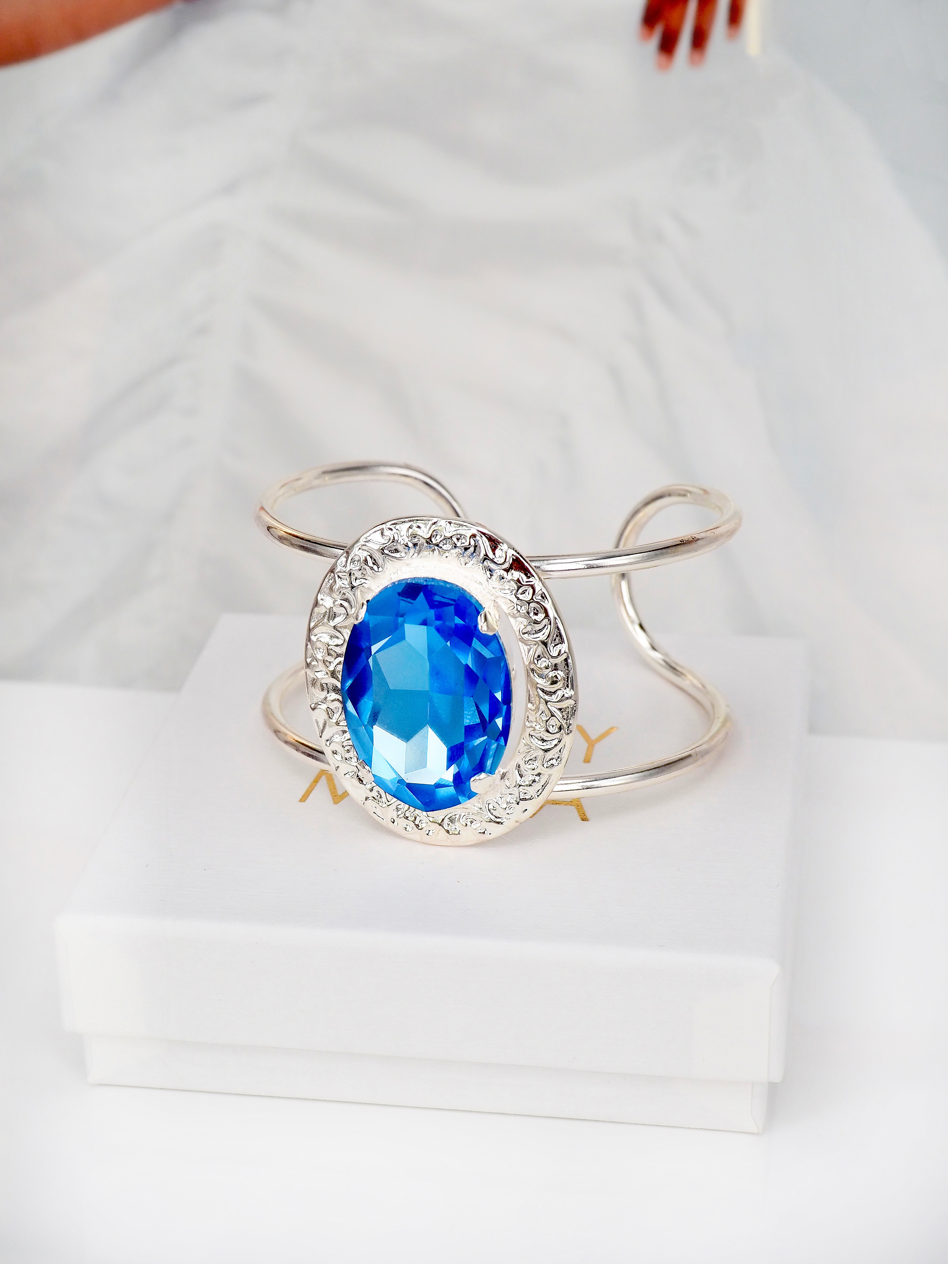 Armband Cuff Demi Light Sapphire Silver