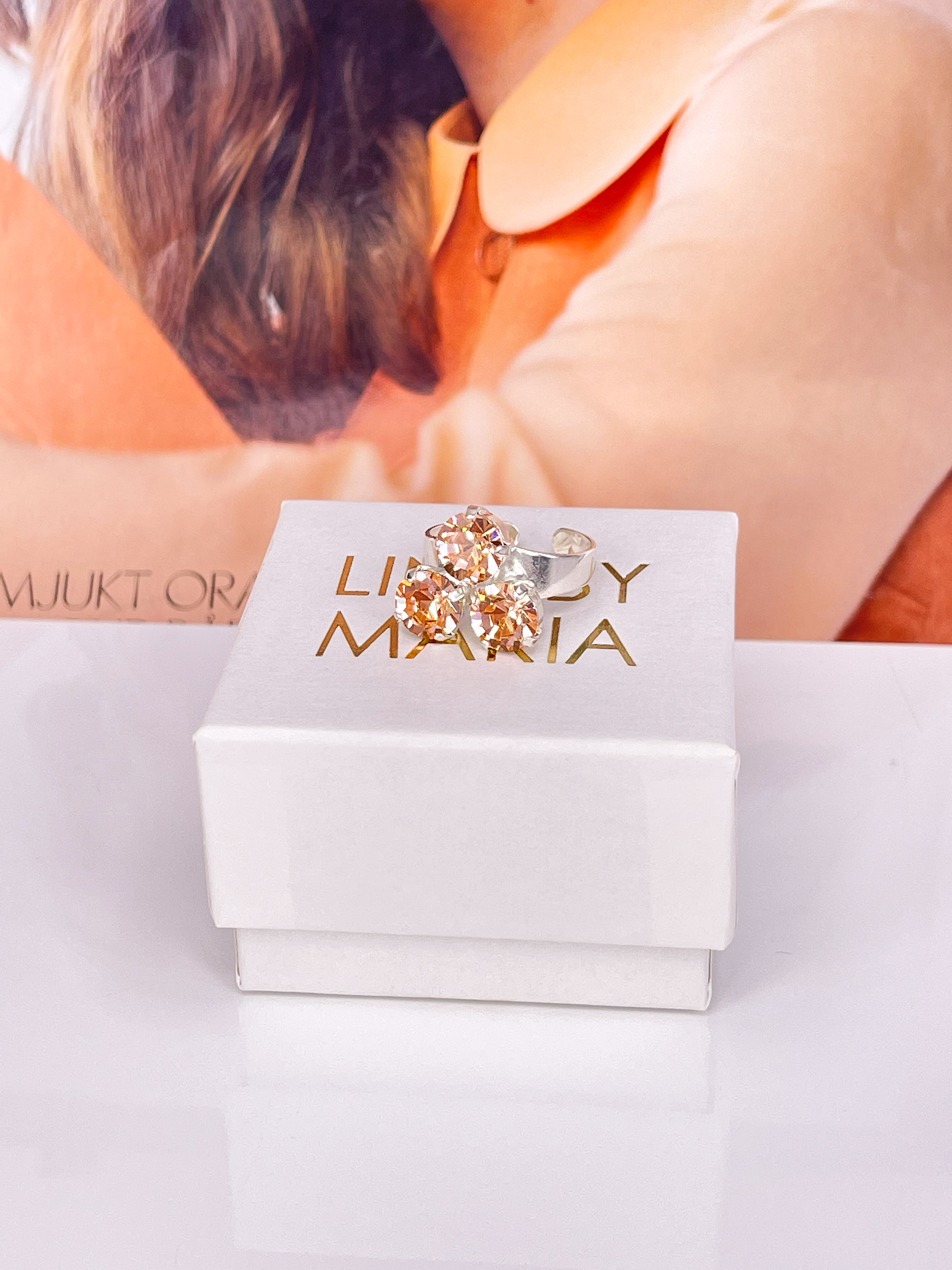 Ring Maya Triangle Light Peach Silver