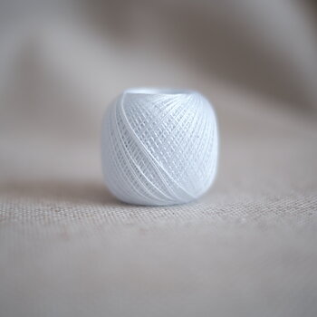 Thin Sashiko thread 201 - White