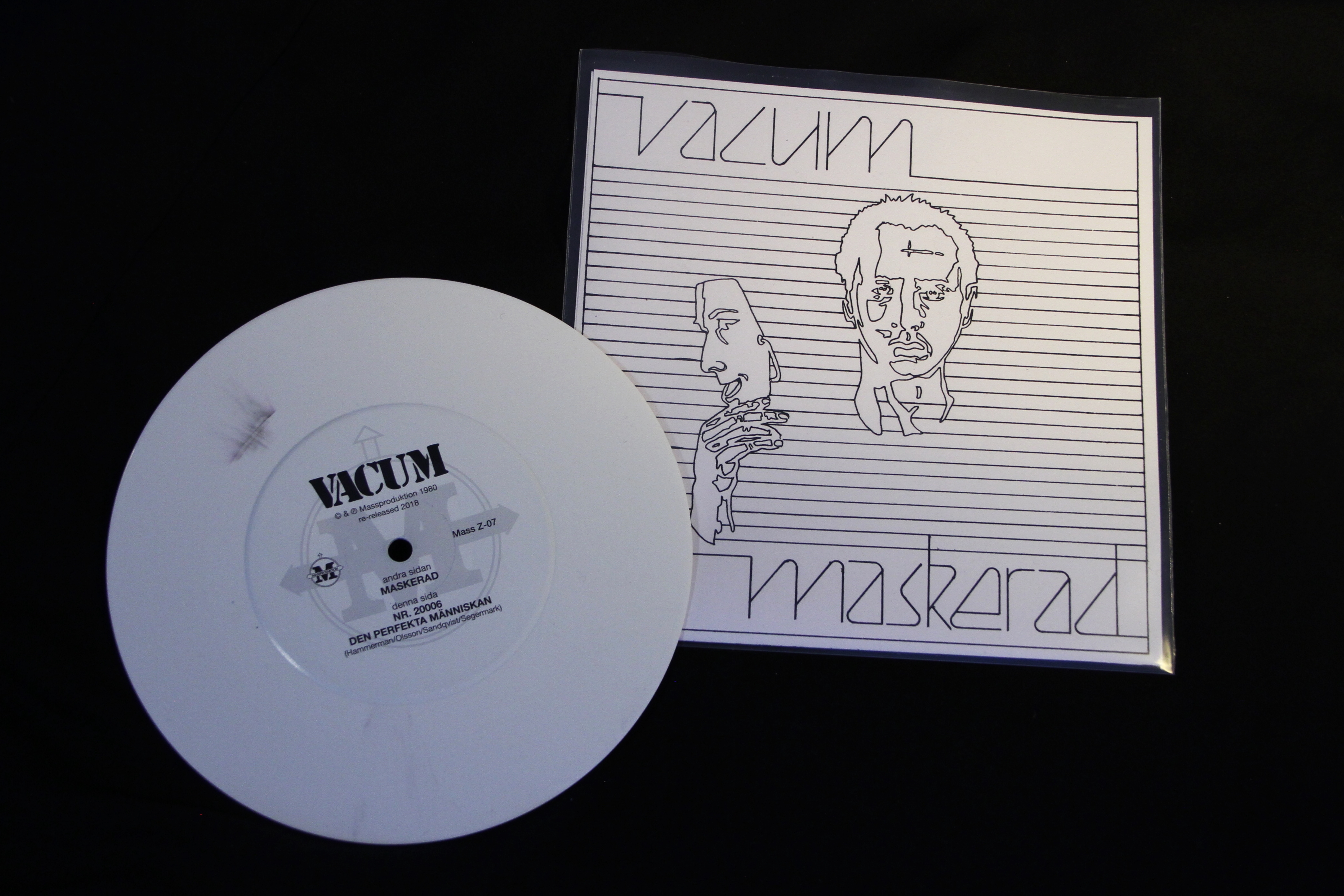 VACUM - Maskerad/Nr 20 006/Den perfekta människan (singel - vit vinyl) - 3