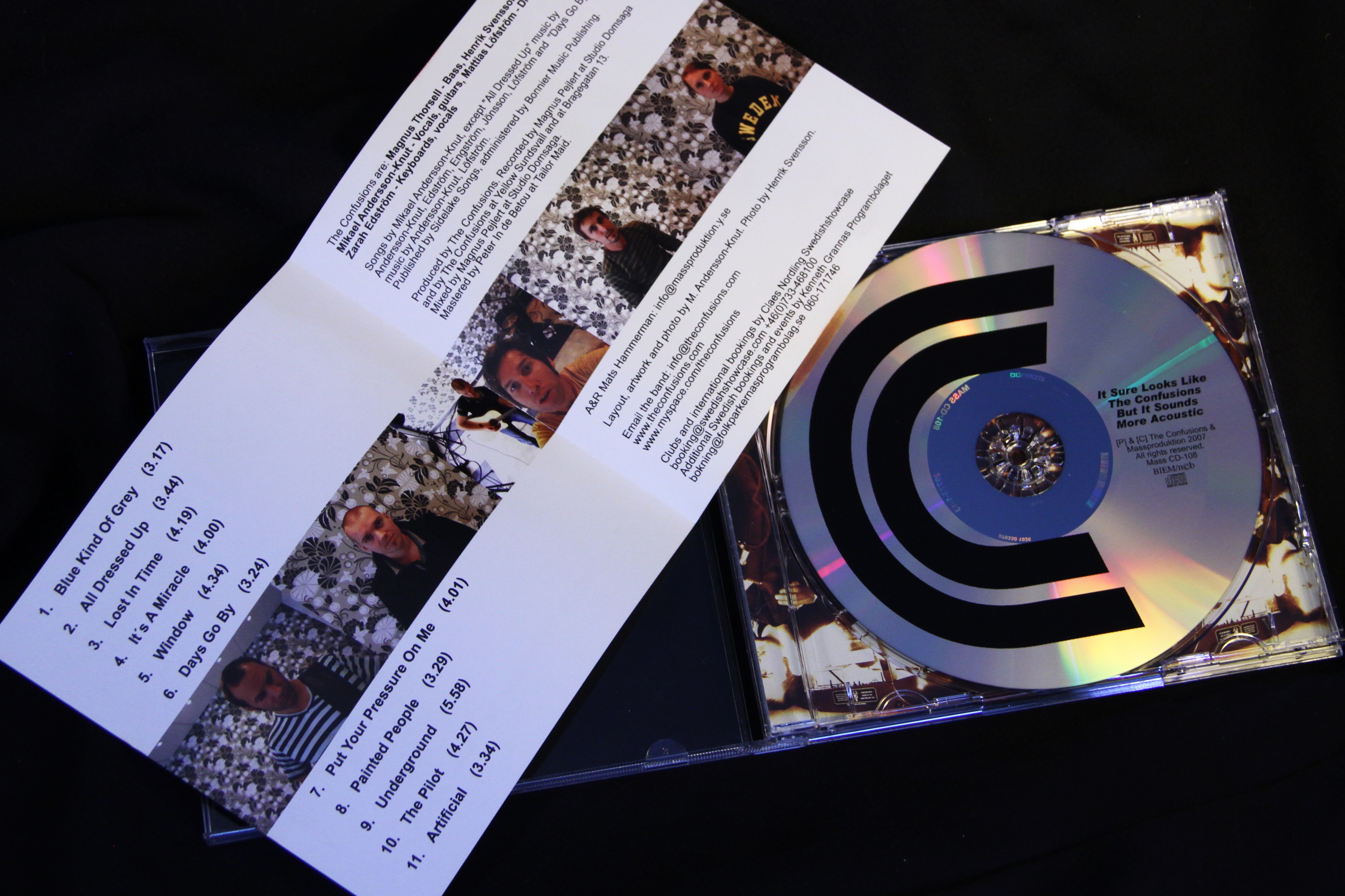 THE CONFUSIONS - It Sure Looks Like The Confusions But It Sounds More Acoustic (album) - 3