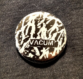 VACUM - badge 4