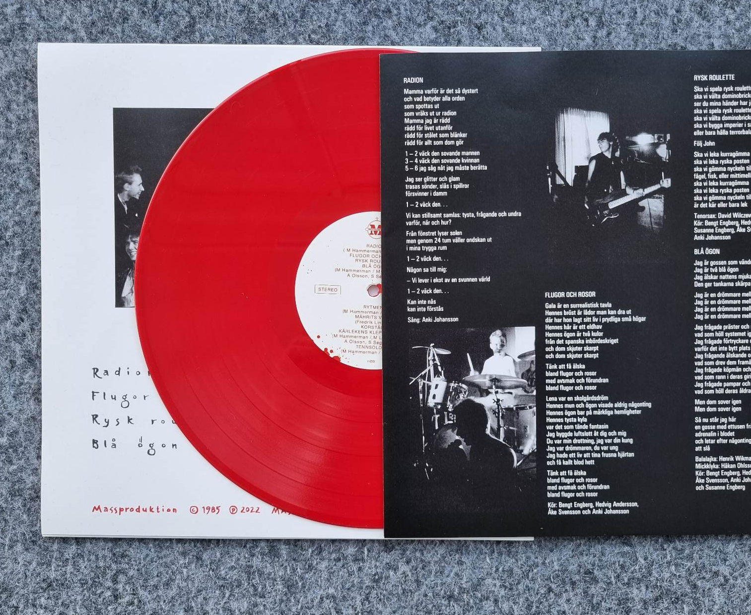 VACUM - Flugor och Rosor (album) Röd vinyl - 4