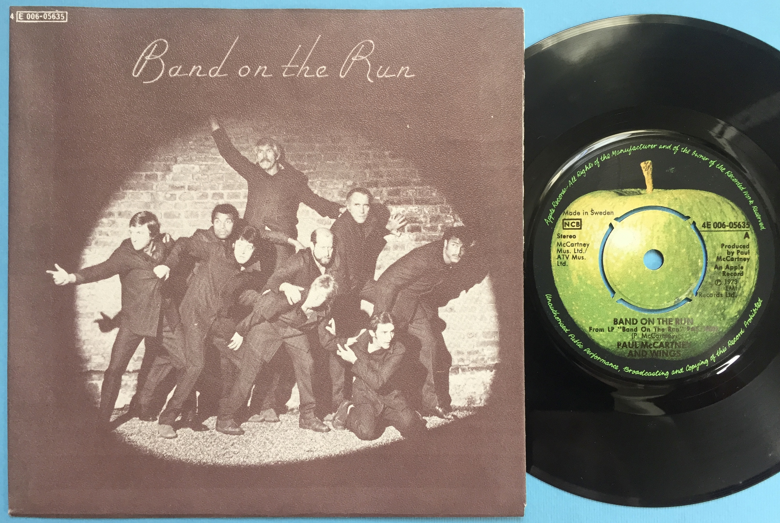 PAUL McCARTNEY & WINGS - Band on the run 7" Swe PS 1973