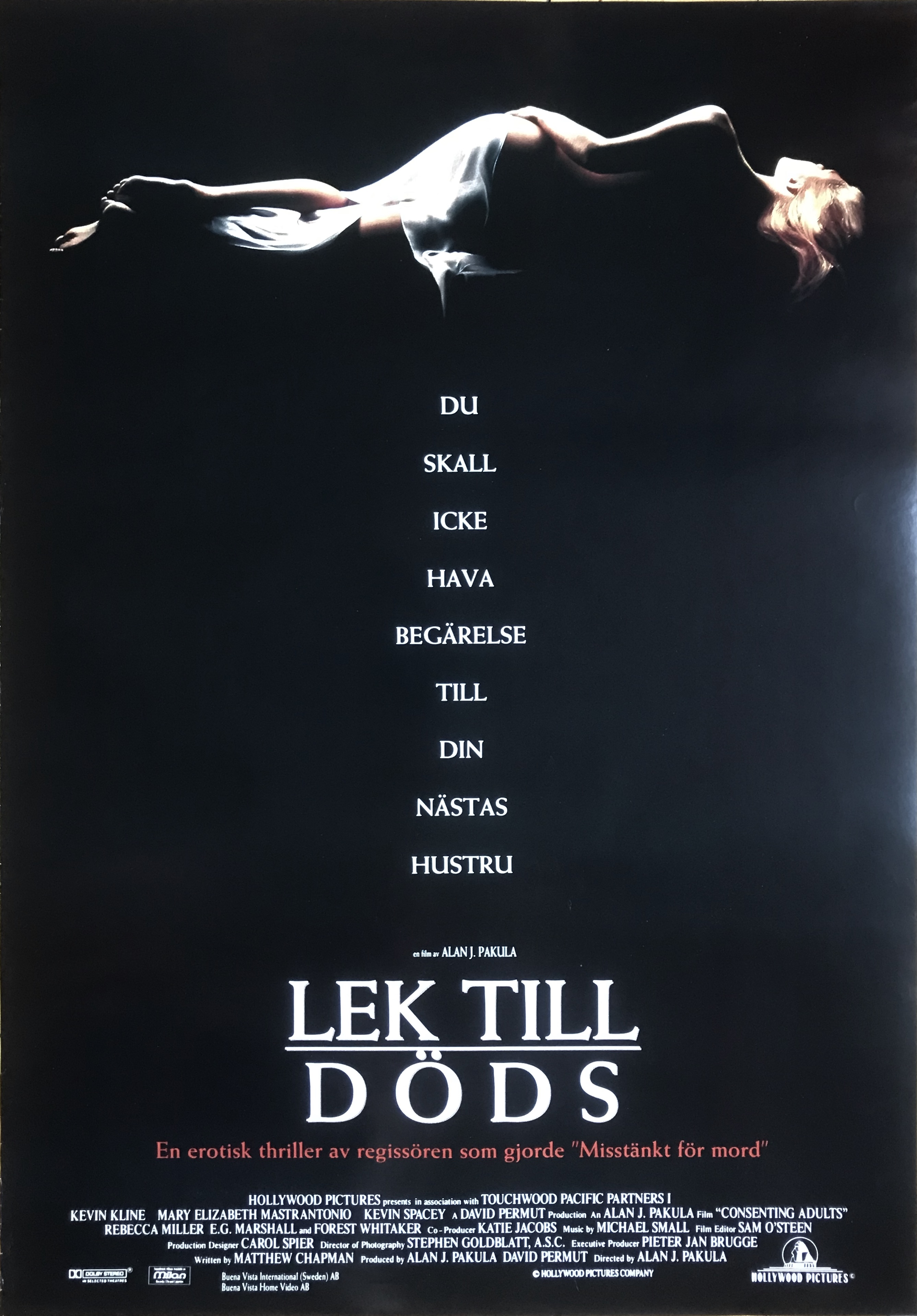 Nostalgipalatset - CONSENTING ADULTS (1992)