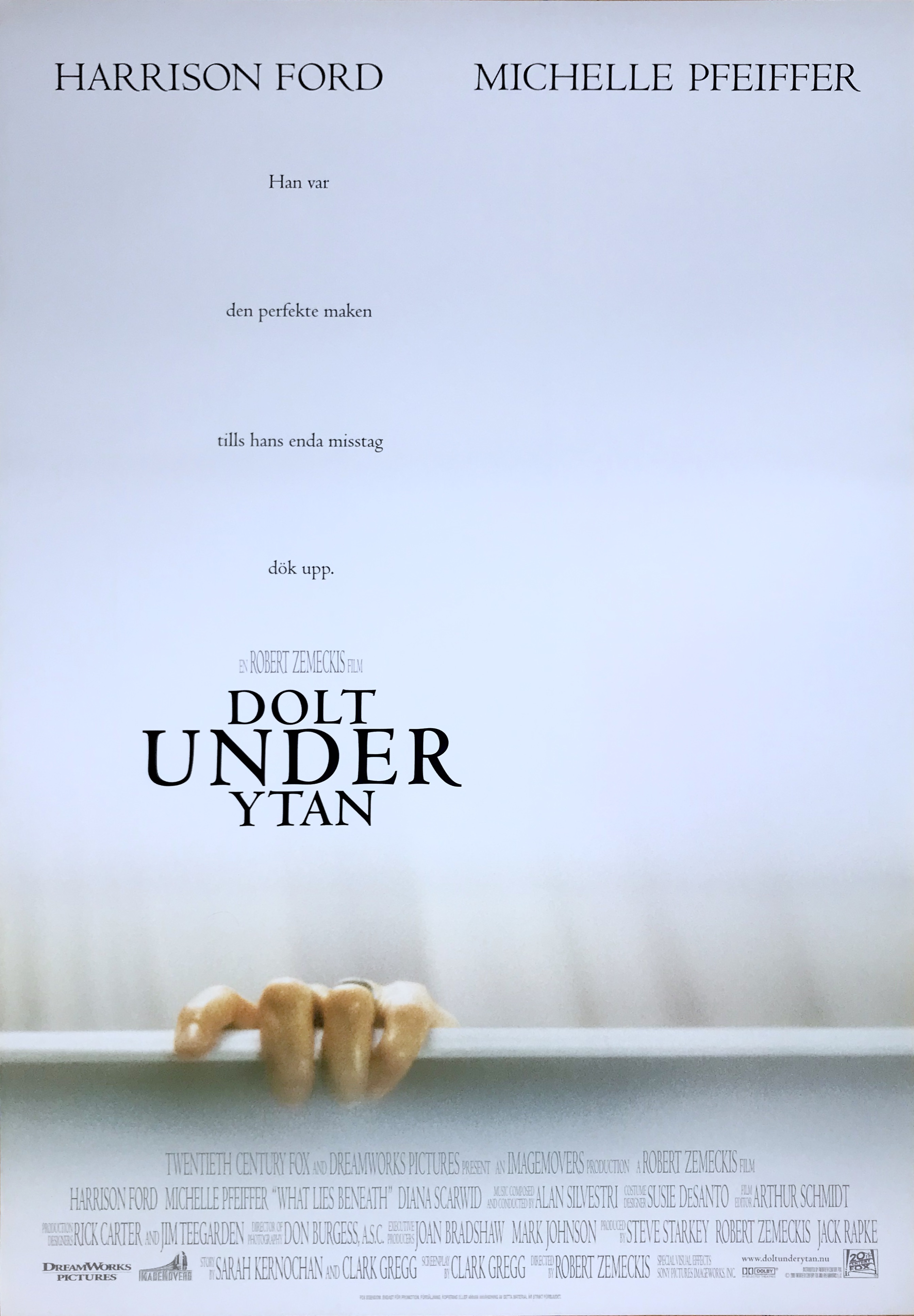 DOLT UNDER YTAN (2000)