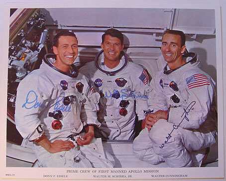 Nostalgipalatset - Autographs - First manned Apollo crew