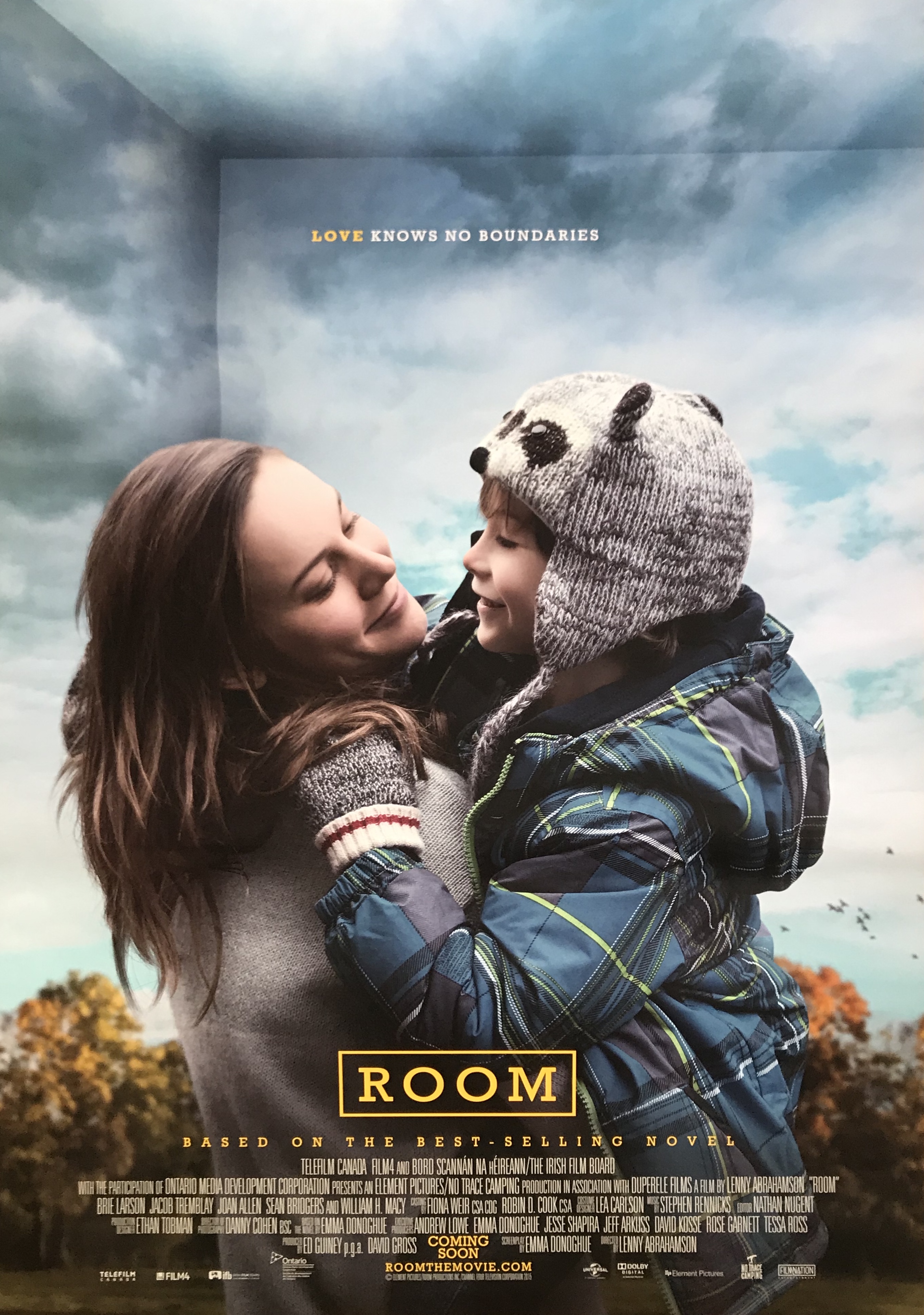 ROOM (2015)