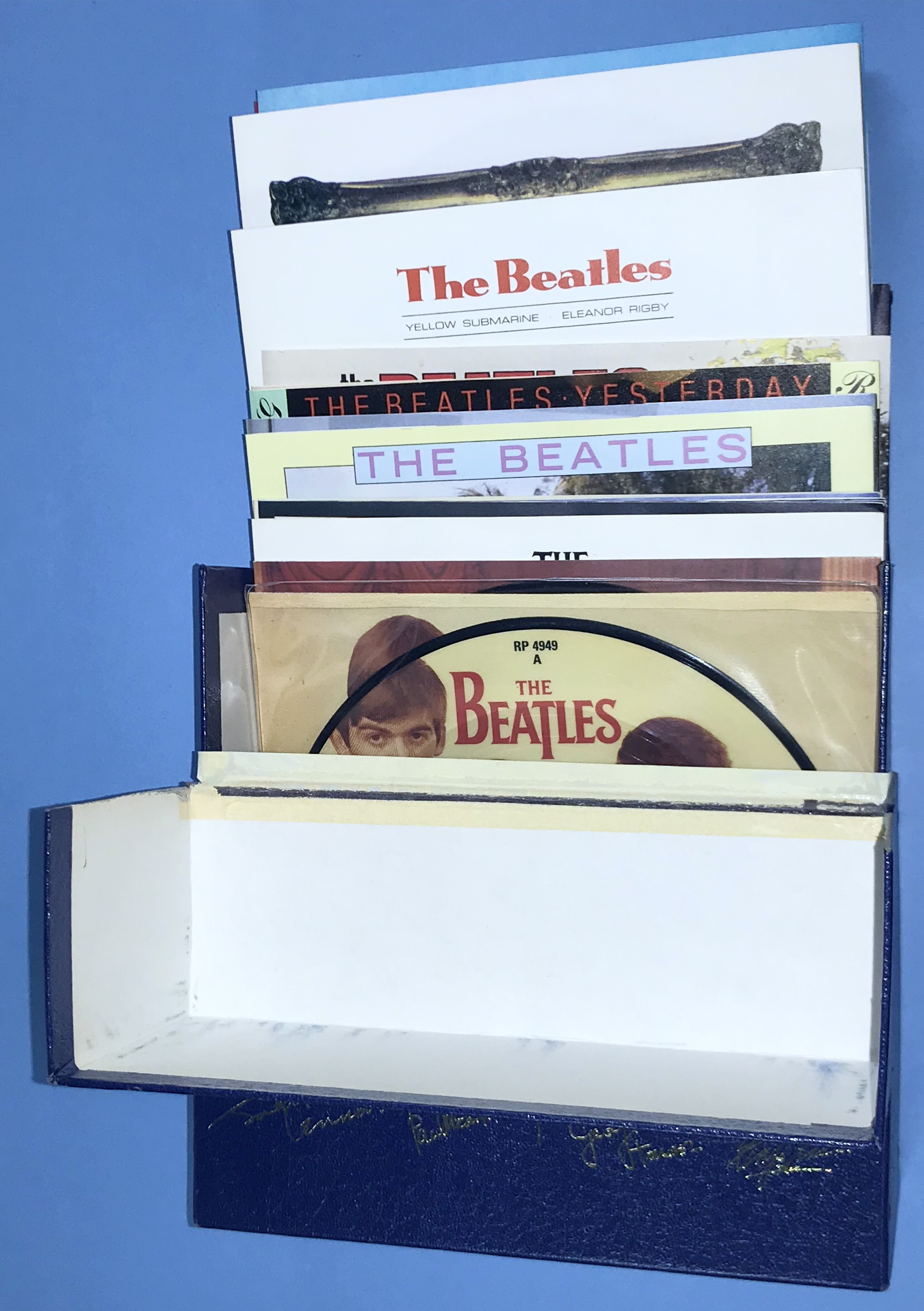 BEATLES - Singles Collection 26 x 7" UK BOX SET 1982 - 2