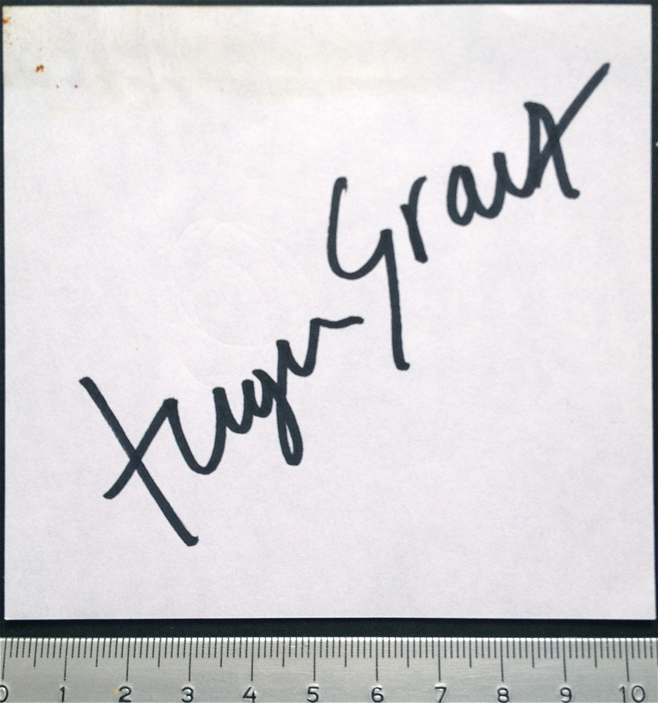 HUGH GRANT  - Real autograph on paper