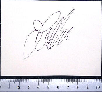 JOAN COLLINS - Real autograph on paper