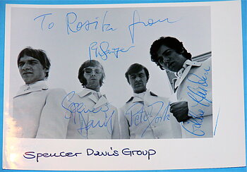 SPENCER DAVIS GROUP - Autografer på IDOLFOTO 1967