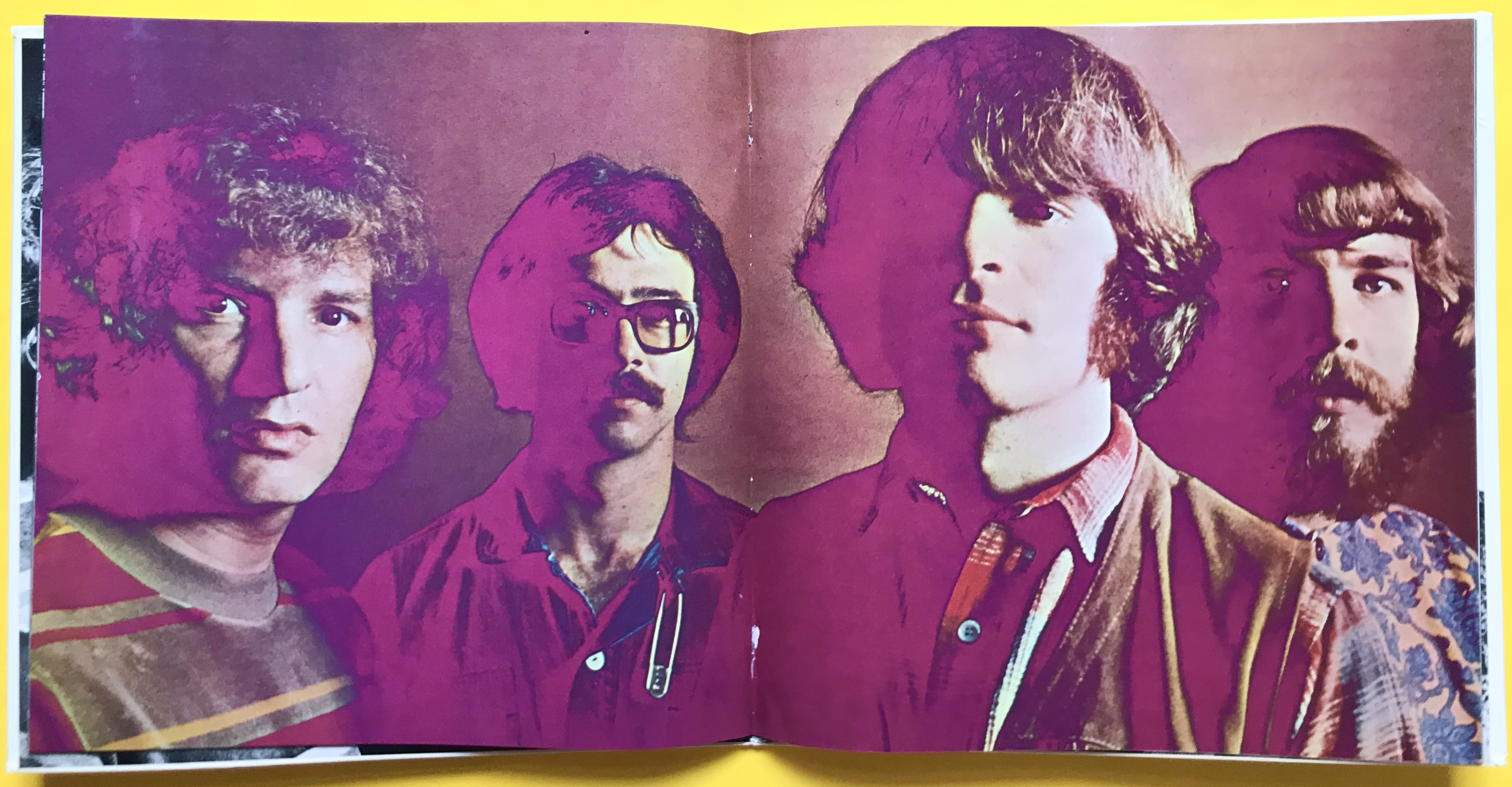 CREEDENCE CLEARWATER REVIVAL - Fotobok 1969 - 4