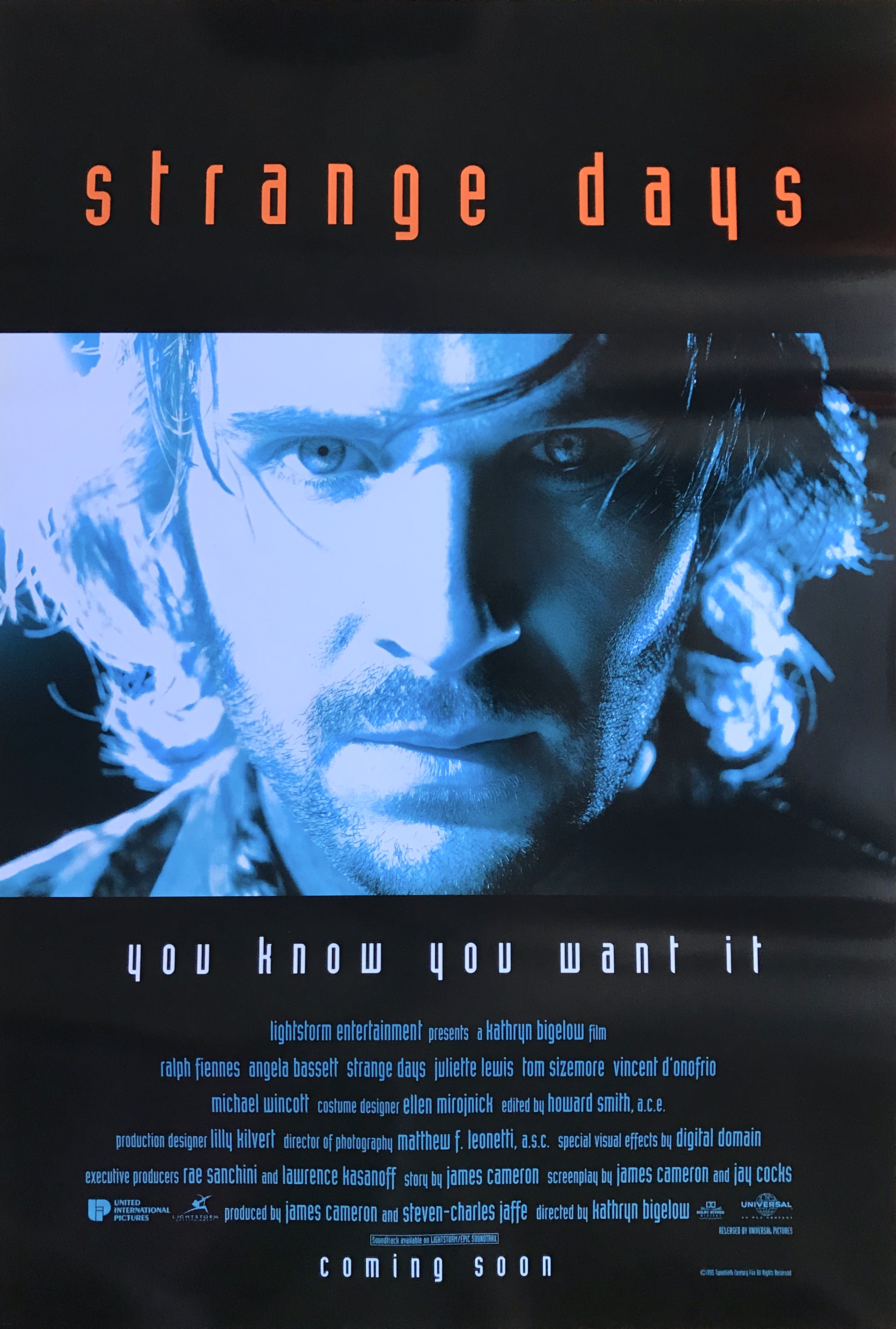 STRANGE DAYS (1995)