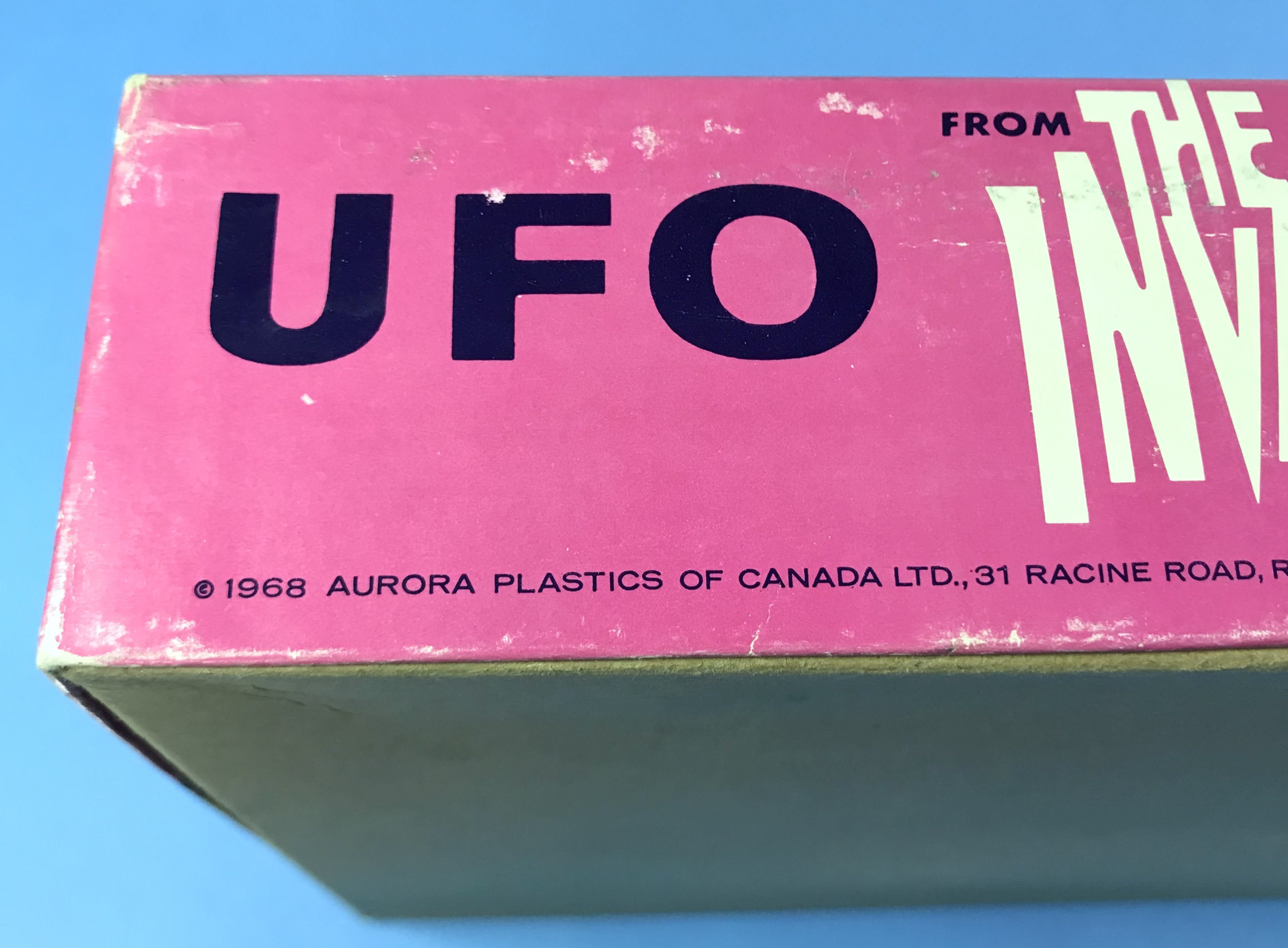 UFO from The INVADERS - AURORA plastic assembly kit 1968 - 7