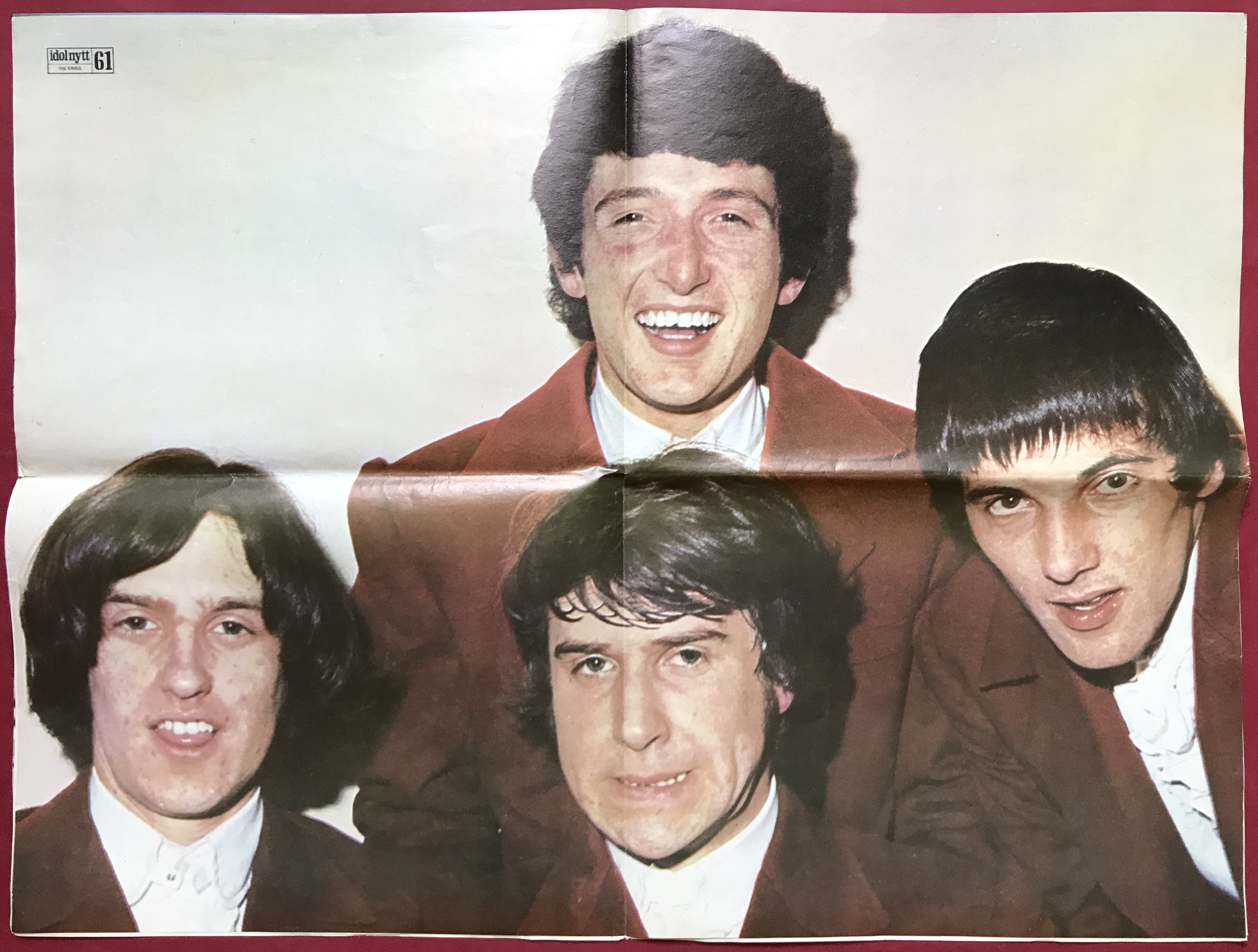 IDOLNYTT - Nr 6 1965 BEATLES (George) omslag - 5
