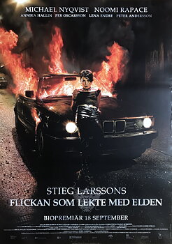 FLICKAN SOM LEKTE MED ELDEN (2009)
