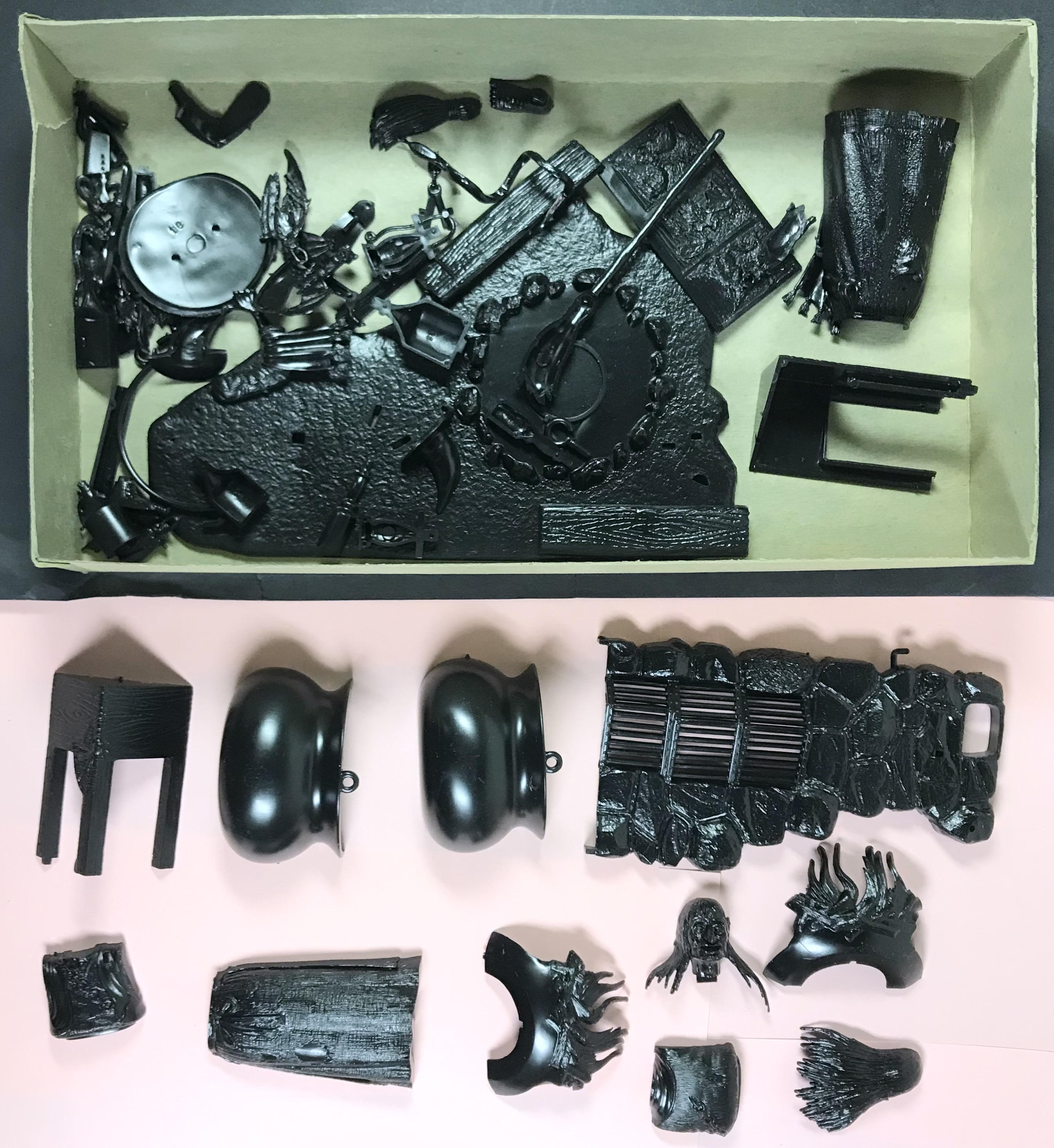 Nostalgipalatset - THE WITCH - AURORA plastic assembly kit 1965