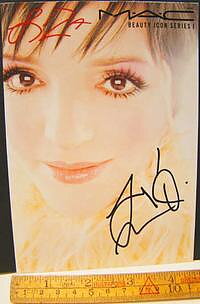 LIZA MINNELLI - Signed photo