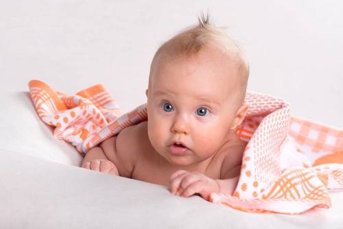 Babytæppe med barnets navn og stjernetegn. Løven. - 37