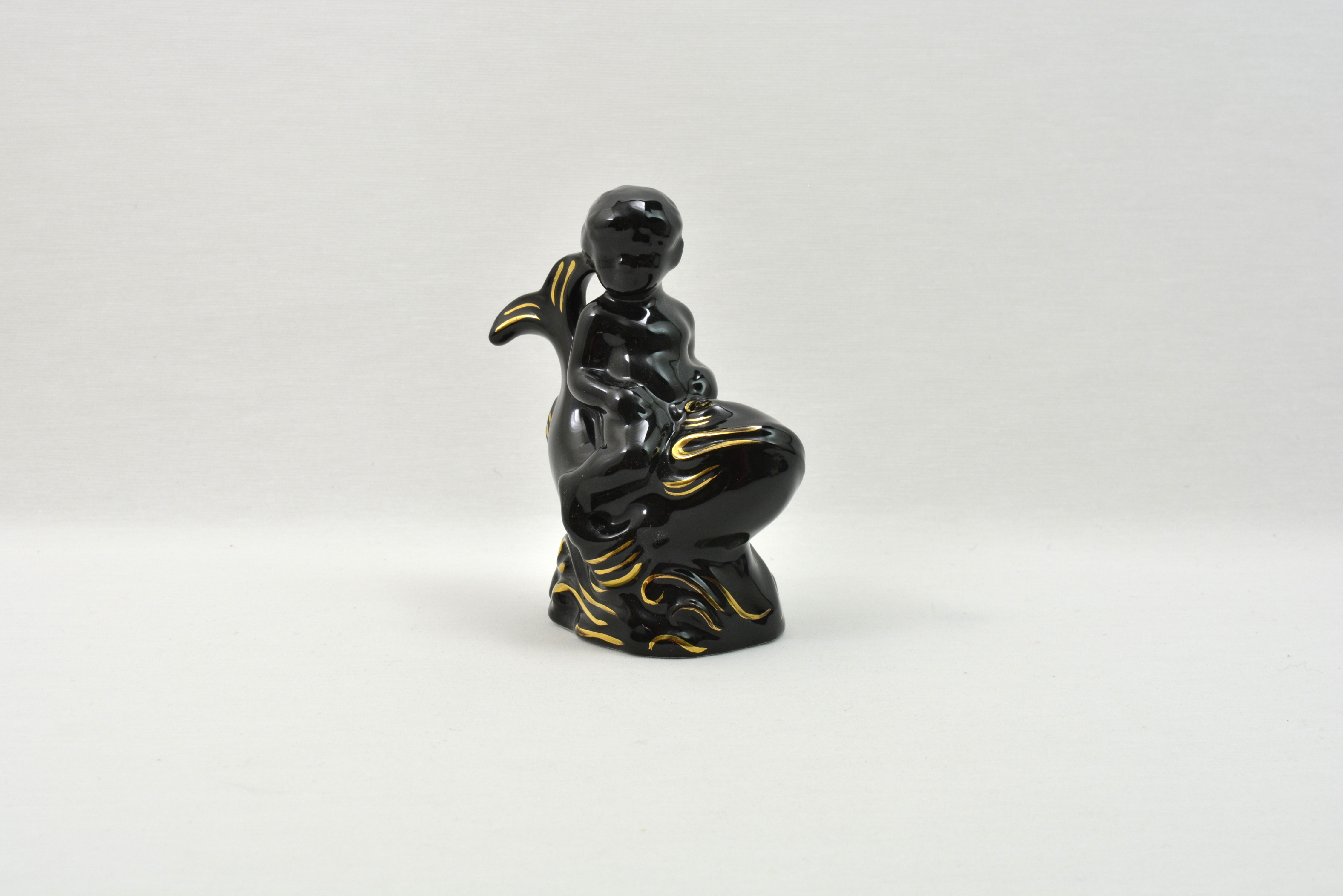 Figuuri, Poika ja Valas, Art Deco
