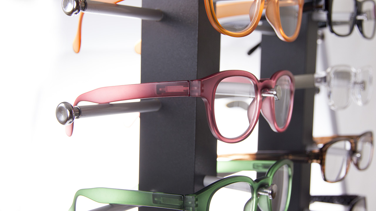 Display stand for 12 reading glasses - 6