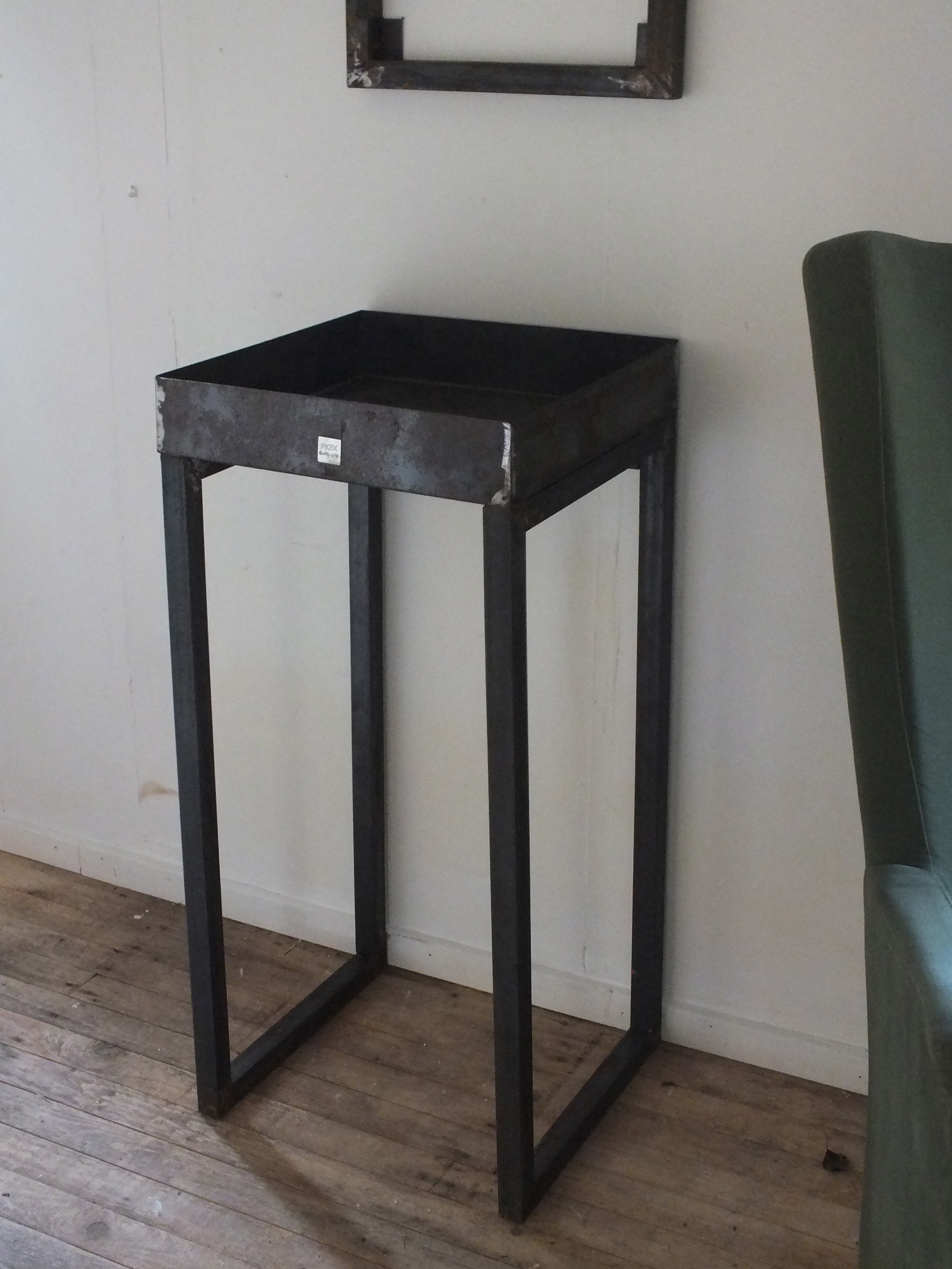 SIDEBORD LÅDA STÅL - 3