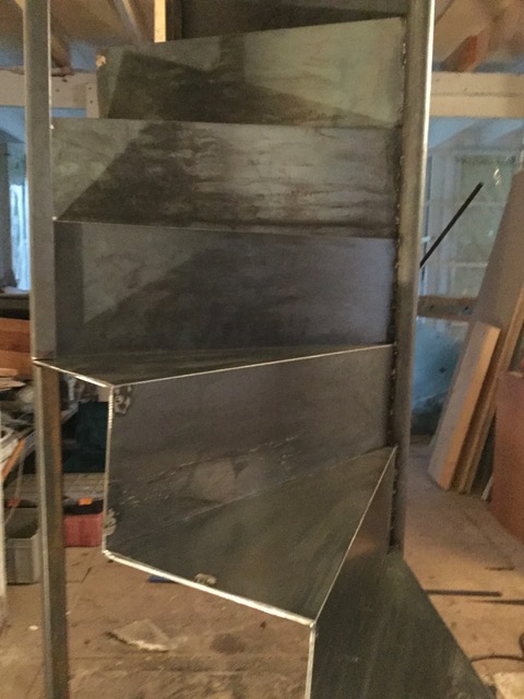 TRAPPA SPIRAL STÄNGD 