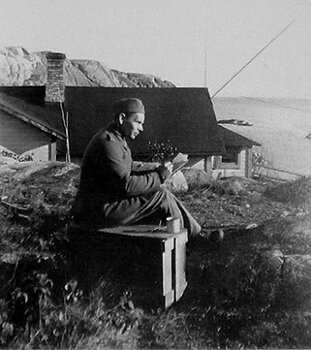 Någonstans i Sverige - beredskapslivet 1939-45 genom en tecknares ögon