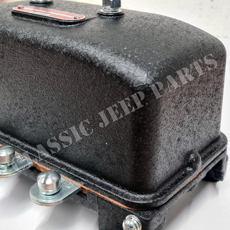 Laddningsregulator 6/12 volt elektronisk med 6/12 volt dataplåtar 1942-43 - 2