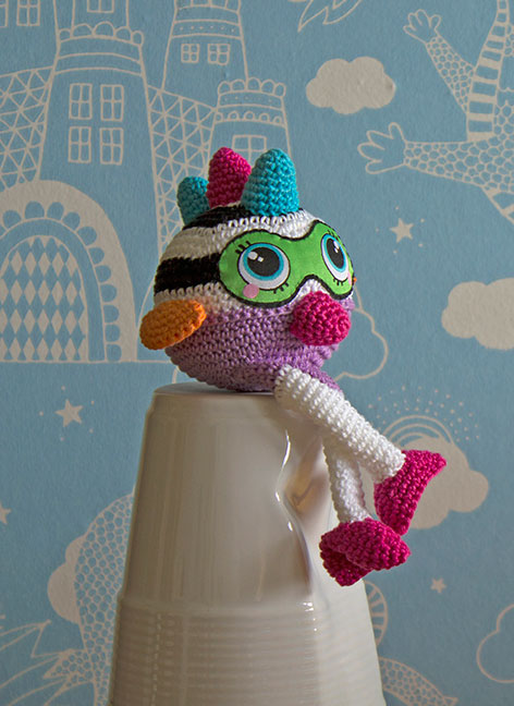 Candy Magazine Nr 16, Virka roliga figurer i Candy - 5