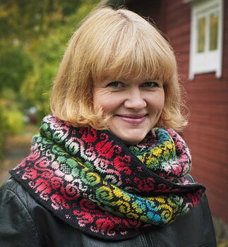Karin Kurbits sjalkrage, stickmönster av Johanne Ländin