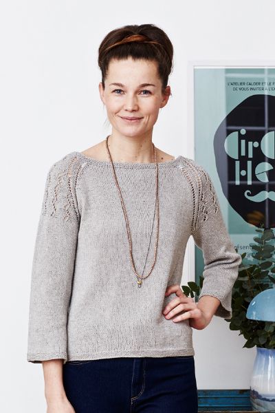 Raglanjumper med hålmönster i Elise by Permin