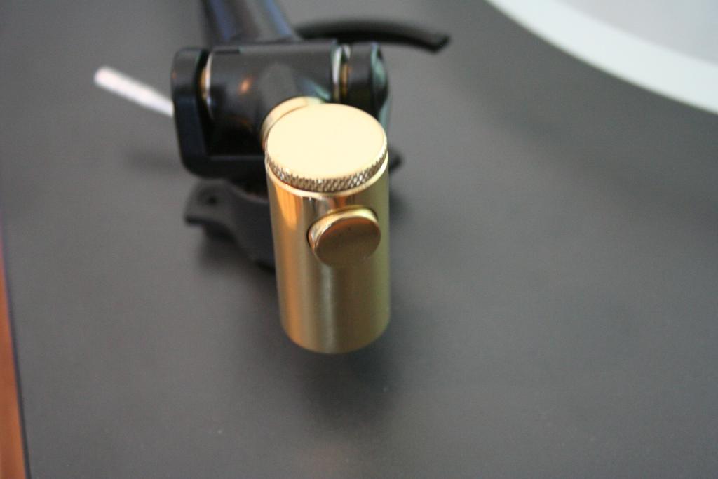Edwards Audio Mässingsmotvikt till Rega 202/252 - 3