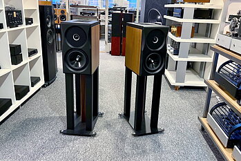 NEAT Acoustics Ultimatum – XLS - Demoex