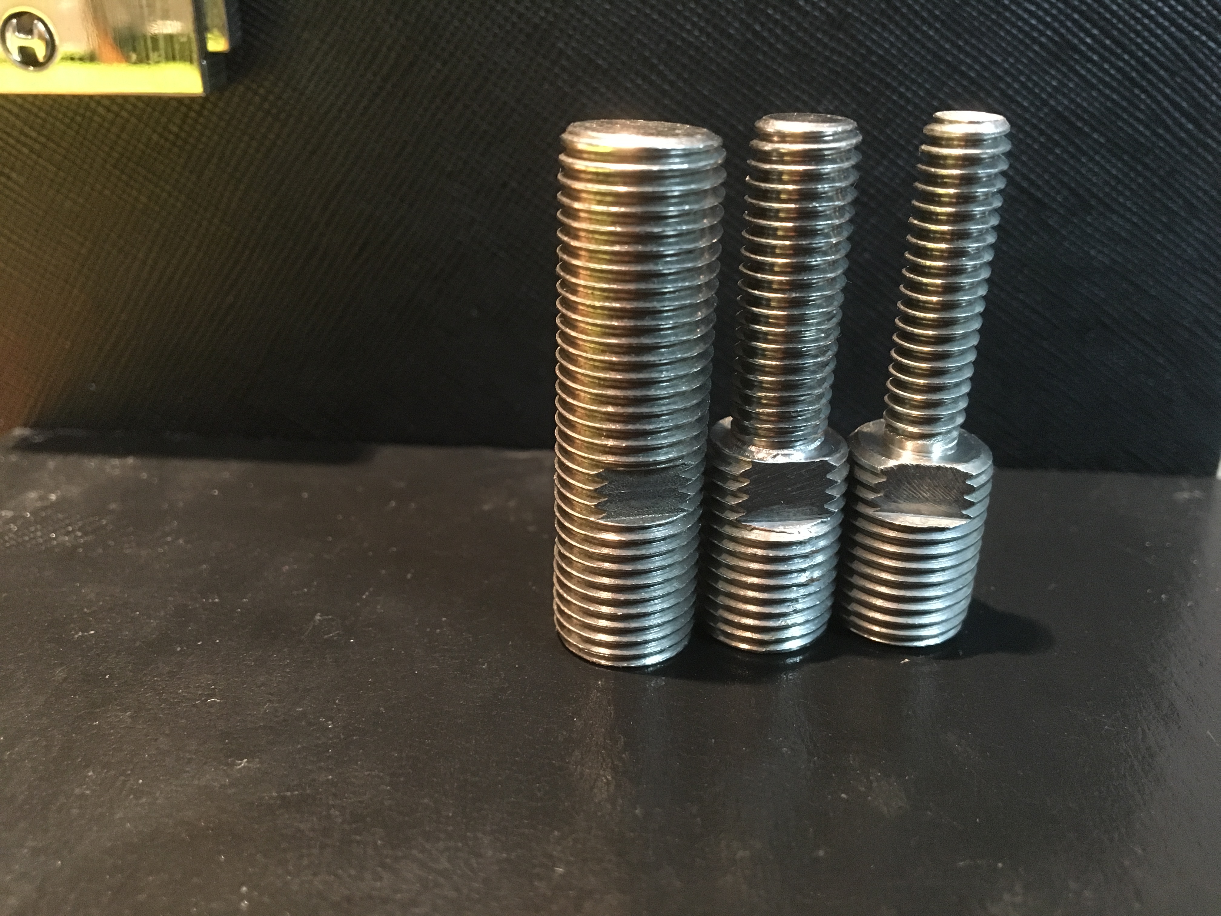 isoAcoustics Gaia II & III adaptrar (gängstycken) set om 4 st. Från