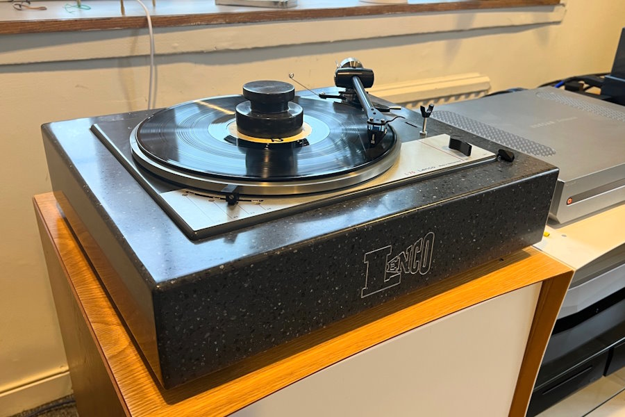 Lenco DIY - Akkelis Audio